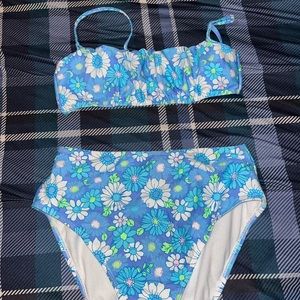 Never worn. I have too many swim